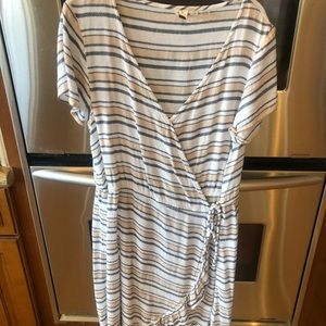 Dress Roxy size medium